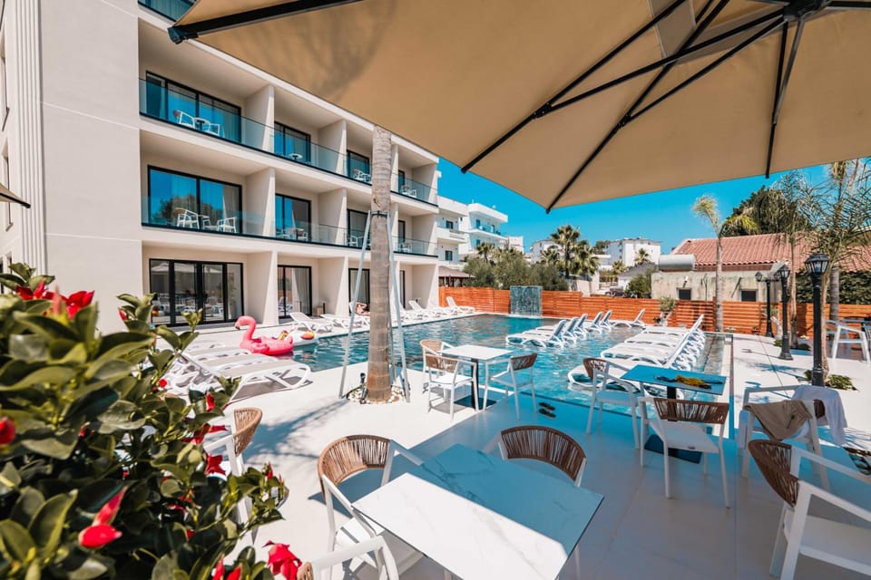 Central Park Hotel Hotel in Ksamil