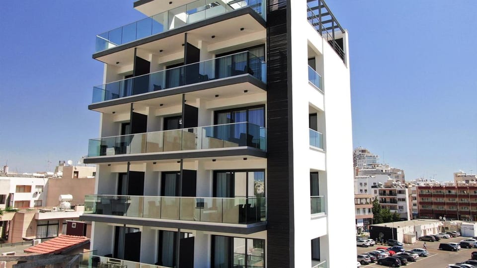 Jimmy's Suites Apartment hotel in Larnaca