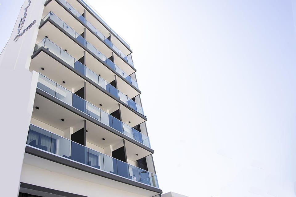 Jimmy's Suites Apartment hotel in Larnaca