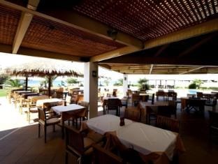 Plaza Beach Hotel Hotel in Naxos, Naxos and Lesser Cyclades, Greece