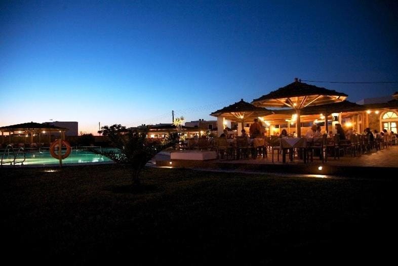 Plaza Beach Hotel Hotel in Naxos, Naxos and Lesser Cyclades, Greece