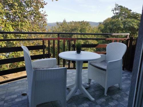 Kuca za odmor-Zelena Oaza Hotel in Serbia
