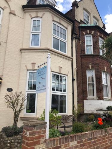 Knoll Guest House Hotel in Cromer