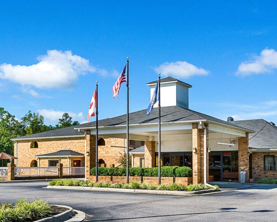 Quality Inn Petersburg Fort Lee Area Hotel in Virginia