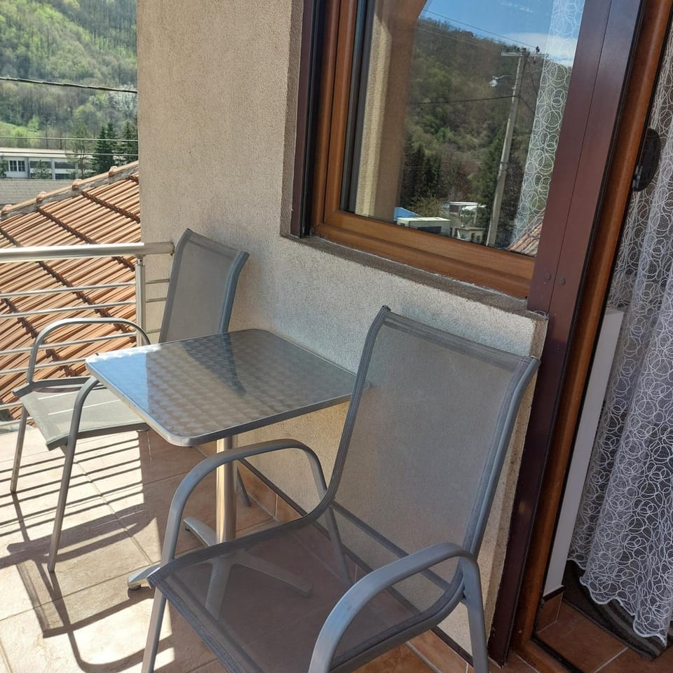 JOKSIM Rooms&Restaurant Motel in Serbia