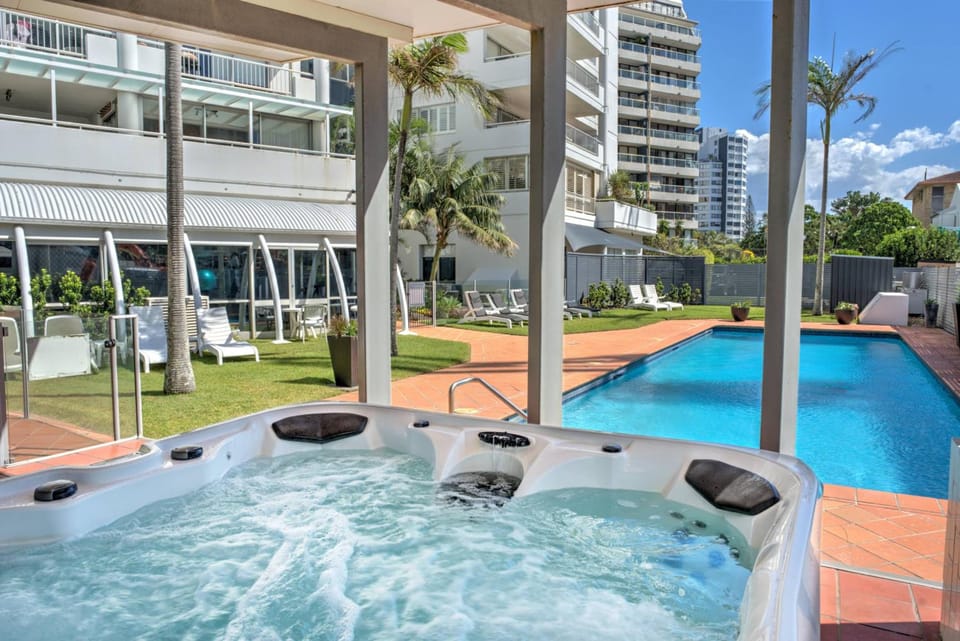 Marriner Views Apartments Apartment hotel in Surfers Paradise
