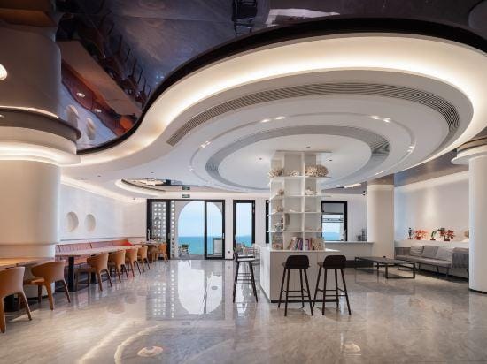 Cengxi Island Hostel Hotel in Sanya