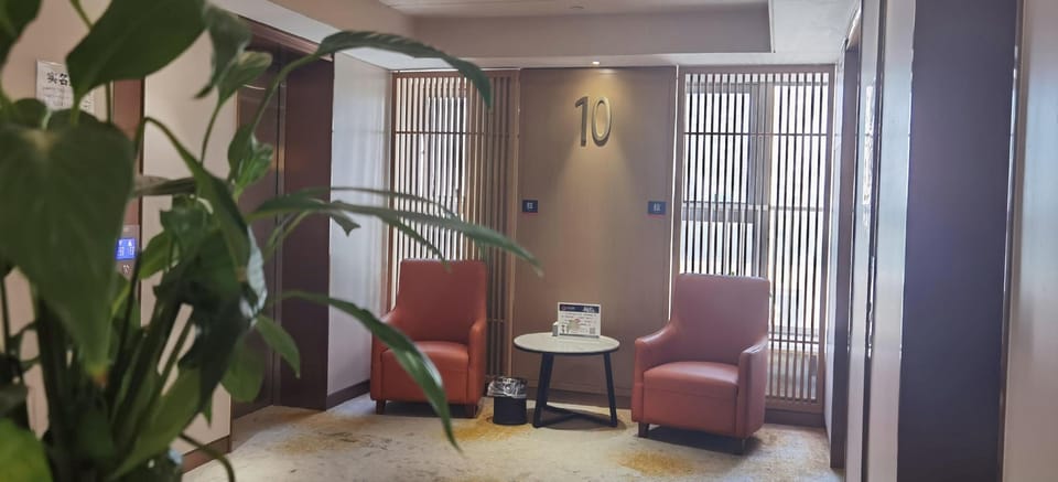 Holiday Inn Hangzhou Jinsha Lake Hotel in Hangzhou