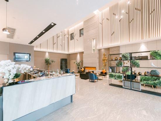 Homeinn Selected Hotel (Yangzhou Jiangdu High-speed Railway East Station Jin Ying Plaza) Hotel in Jiangsu