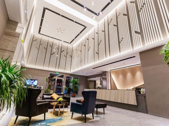Homeinn Selected Hotel (Yangzhou Jiangdu High-speed Railway East Station Jin Ying Plaza) Hotel in Jiangsu