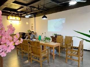 A Mountain & a Temple Guesthouse Hotel in Suzhou