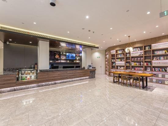 HanTing Premium Hotel (Suzhou Shengze Oriental Textile City) Hotel in Suzhou