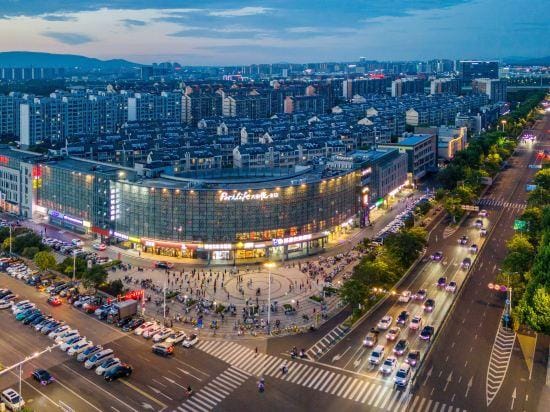 Qingmu Platinum Hotel (Nanjing Dongshan Headquarters Business Park Hongyun Avenue) Hotel in Nanjing