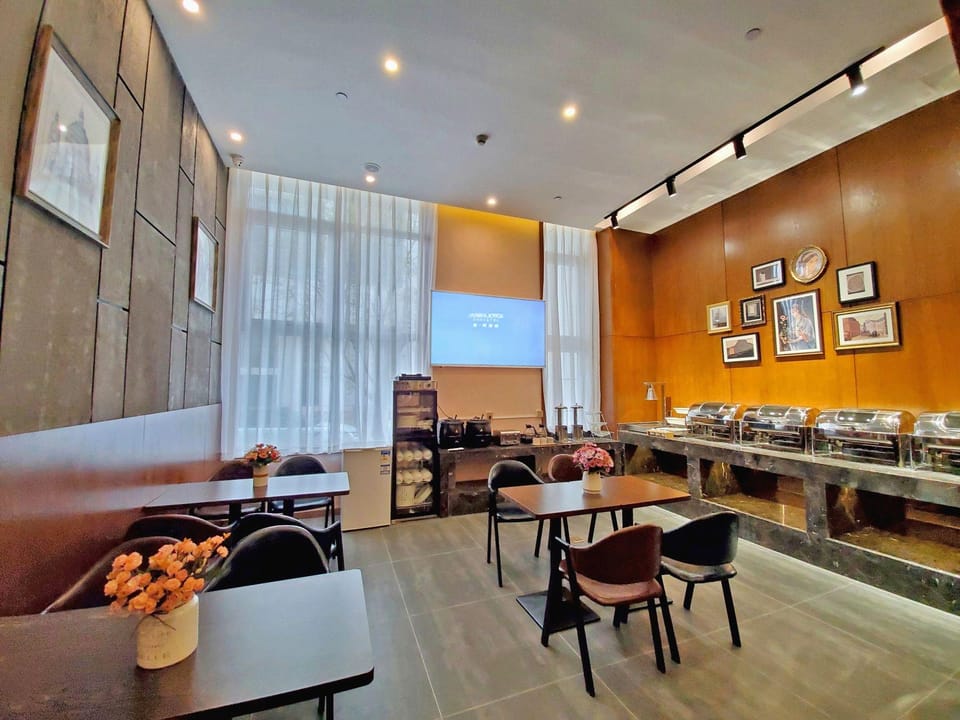 james joyce Coffeetel Hotel in Tianjin