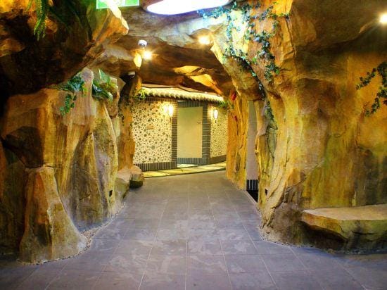Quanwan Impression Theme Hotel Hotel in Shanghai