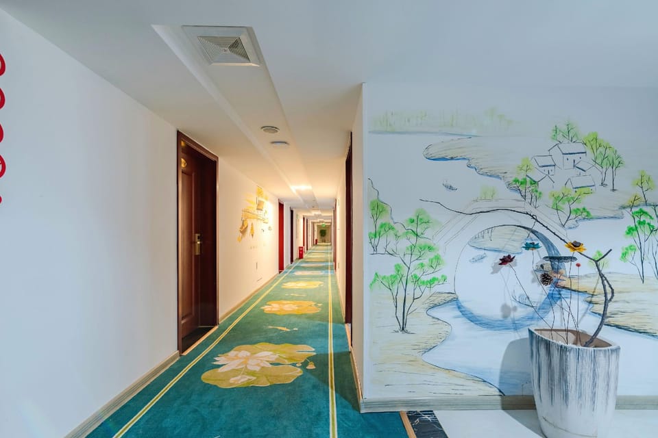 Yongcheng yingtianzhen beauty pageant Hotel Hotel in Jiangsu