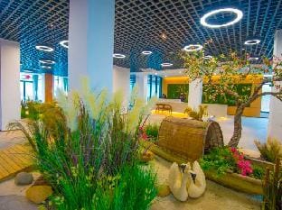 Santaishan RV Tree House Resort Hotel in Jiangsu