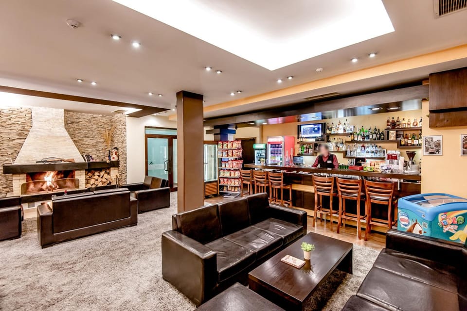 Bar/lounge