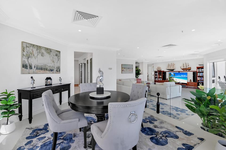 Belle Maison Apartments Apartment hotel in Gold Coast