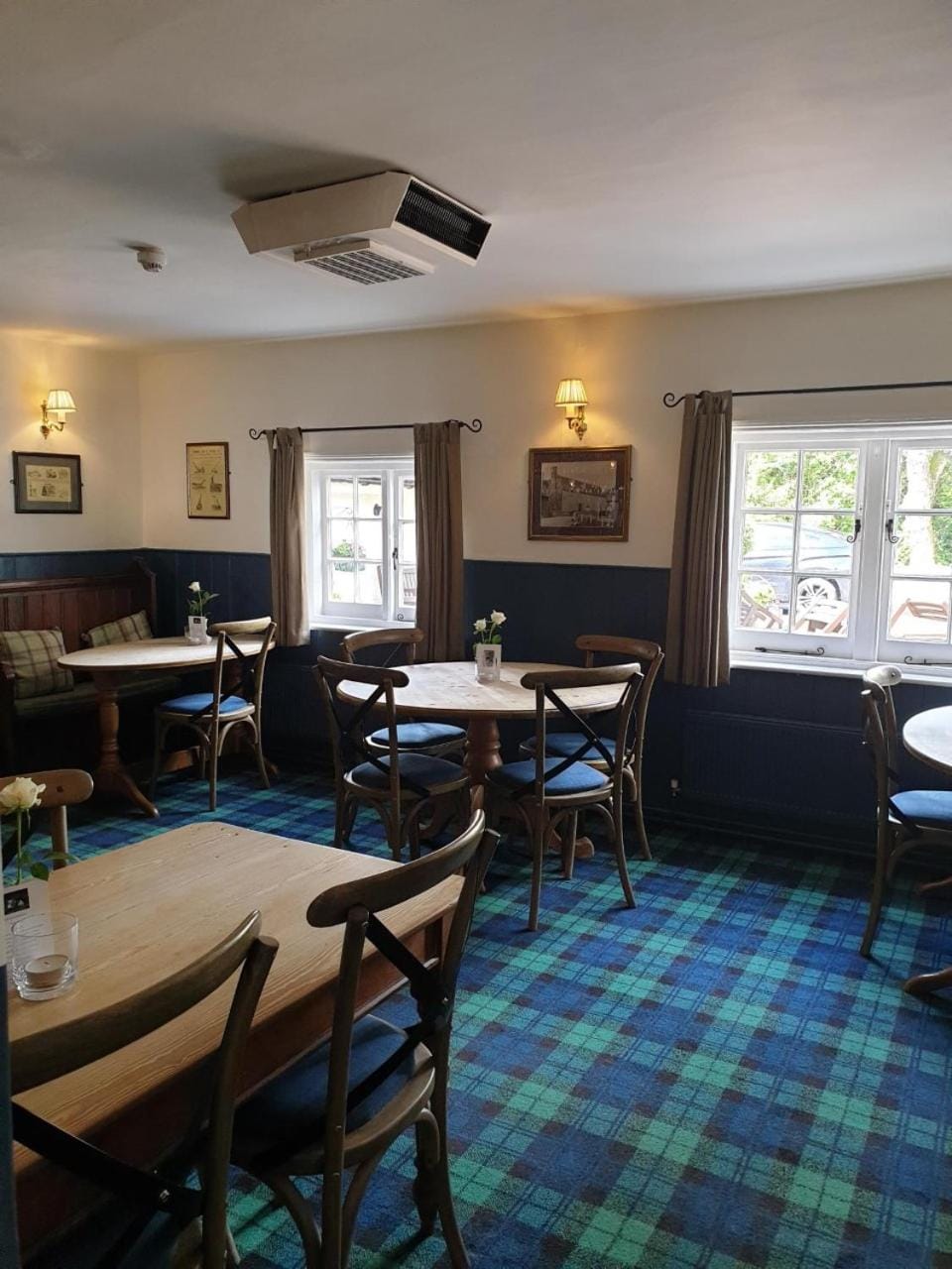 Ye Olde George Inn - Badger Pubs Inn in England