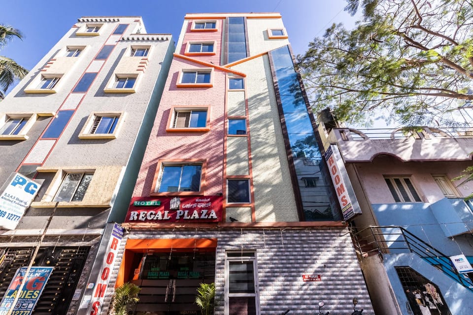 OYO 3552 Hotel Broadway Hotel in Mumbai