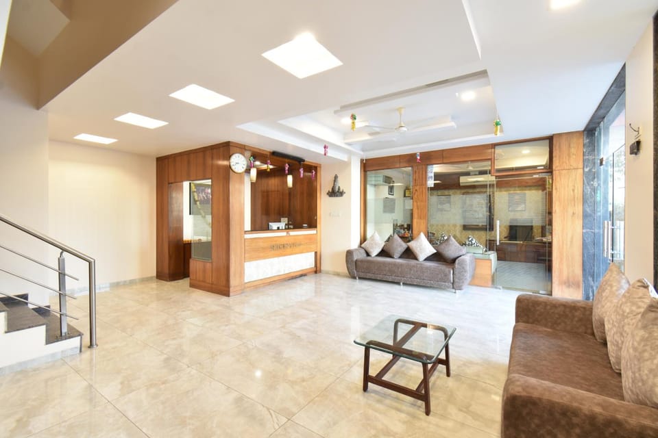 Townhouse 682 Hotel Sai Sparsh Hotel in Maharashtra