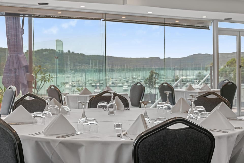 Silkari Mirage Newport  Hotel in Pittwater Council
