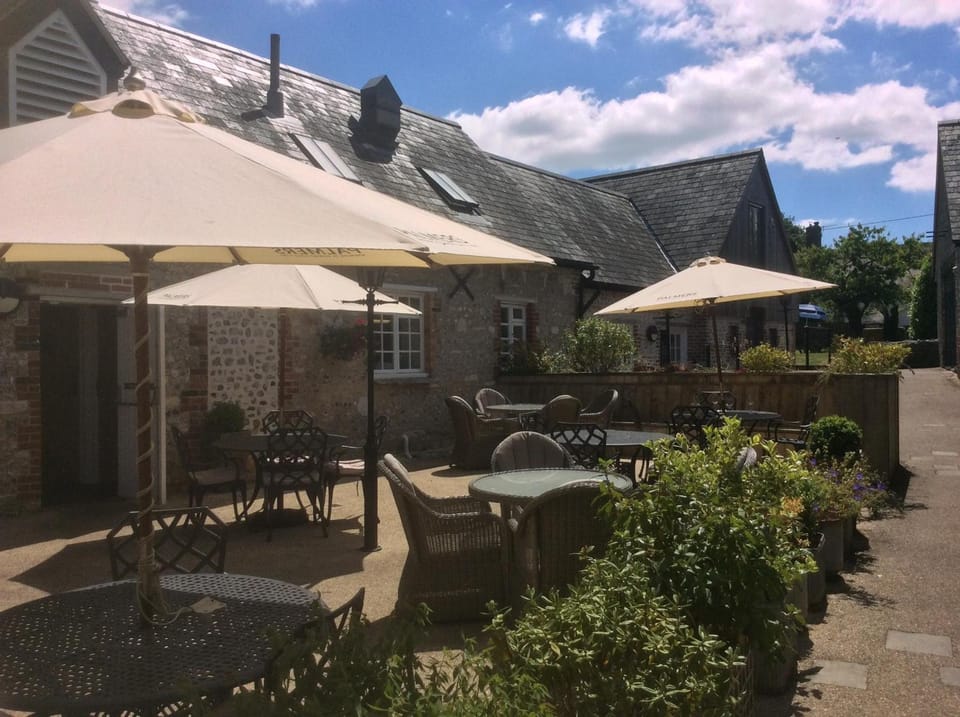 The New Inn Inn in North Dorset District