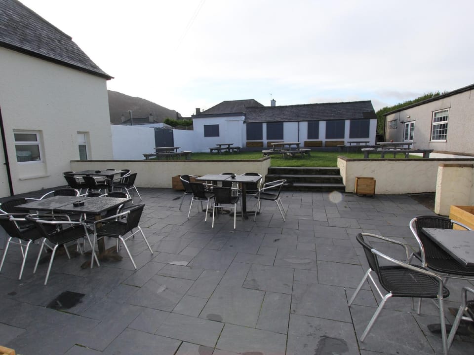 Nanhoron Arms Hotel Hotel in Wales