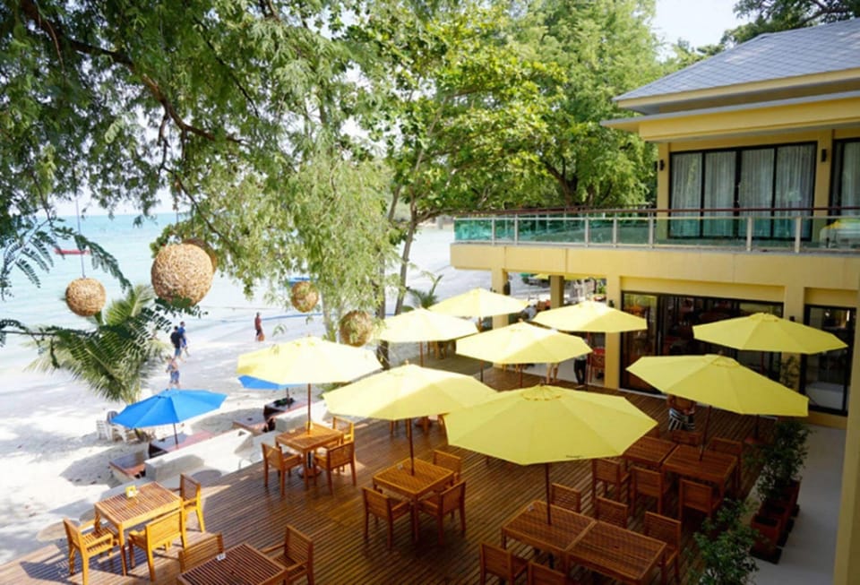 Vongdeuan Resort Resort in Phe
