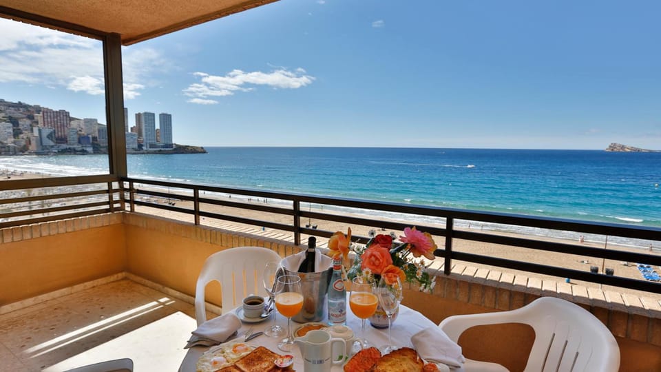 Les Dunes Suites Hotel in Benidorm