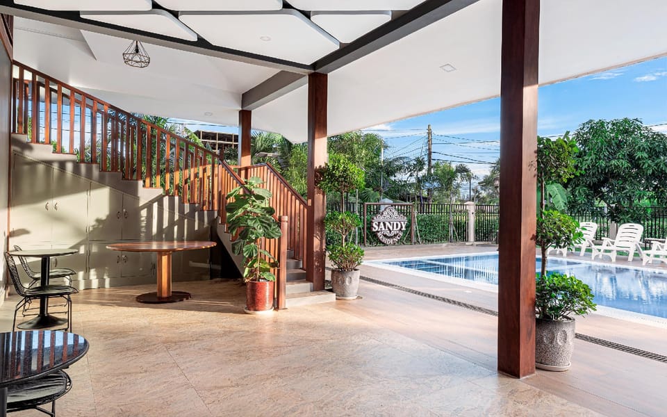 Sandy Residence Sihanoukville Hotel in Ream
