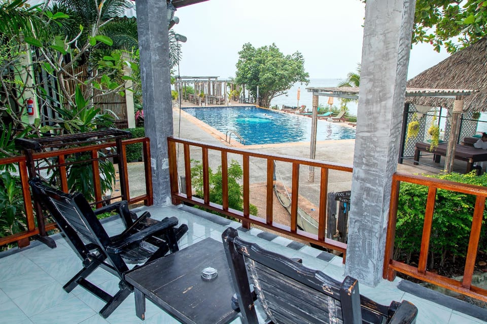 Loyfa-Holina Natural Resort Resort in Ko Pha-ngan Sub-district