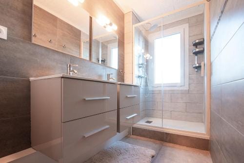 Les chambres du Vercors - Parking Free Fibre Netflix Hotel in Grenoble