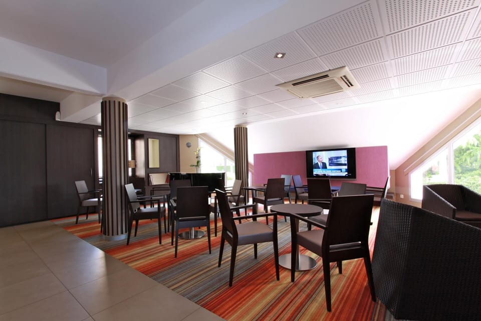 Bar/lounge