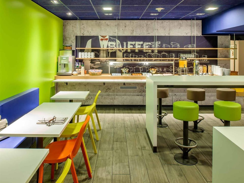 ibis budget Courbevoie Paris La Défense 1 Hotel in Courbevoie