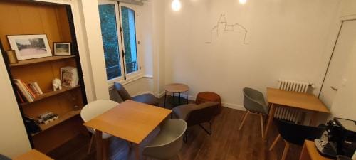 KastellRen - Rennes - Grand parking prive Hotel in Rennes