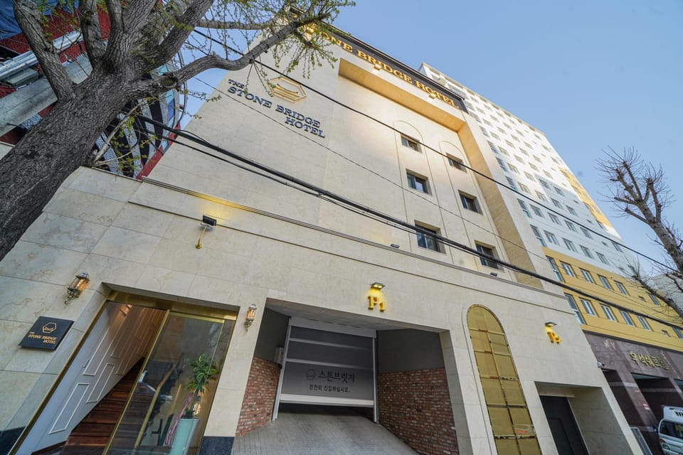 The Stone Bridge Hotel Dongnae Hotel in Busan