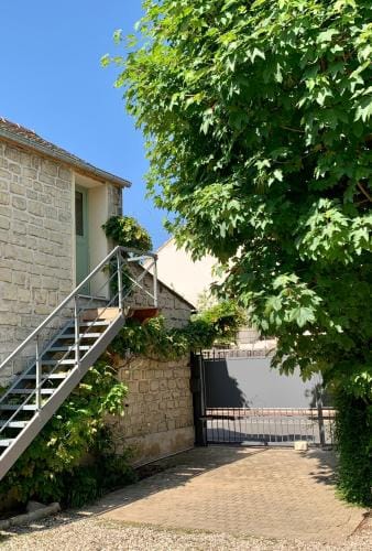 Appart chic et cosy/centre ville/ 20min de Paris Hotel in Sartrouville