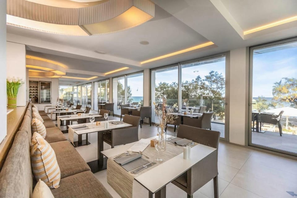 Kyrat Amarac Suites Hotel in Llevant