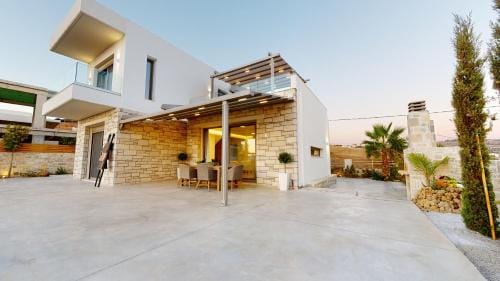 3 Muses Luxury Villas Hotel in Crete
