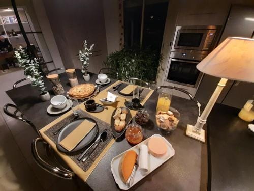 SAKURA Hotel in Centre-Val de Loire