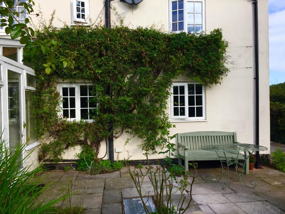 No.1 Mulsford Cottage Hotel in Wales