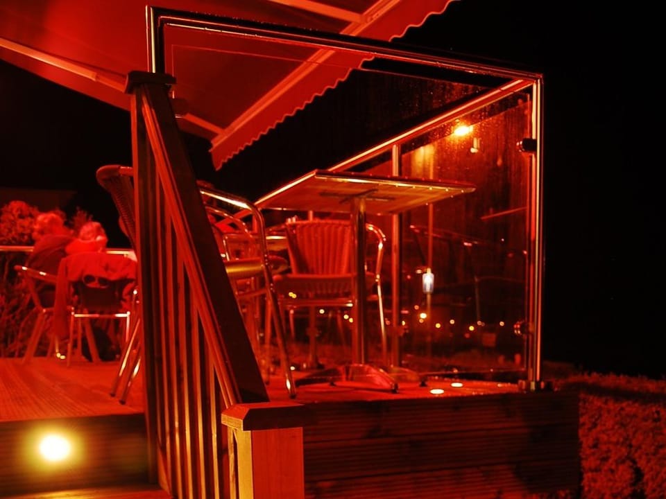 The Moelwyn Hotel & Restaurant Inn in Criccieth