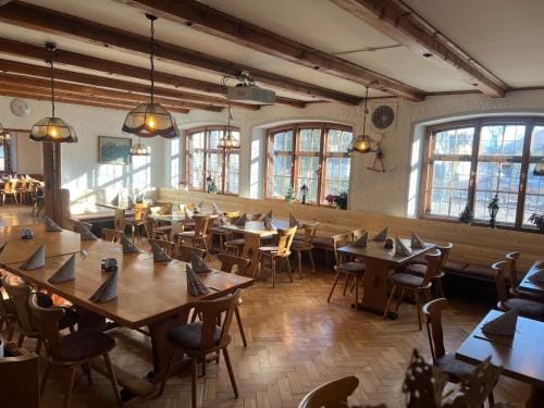 Gasthof Lowen Inn in Pfronten