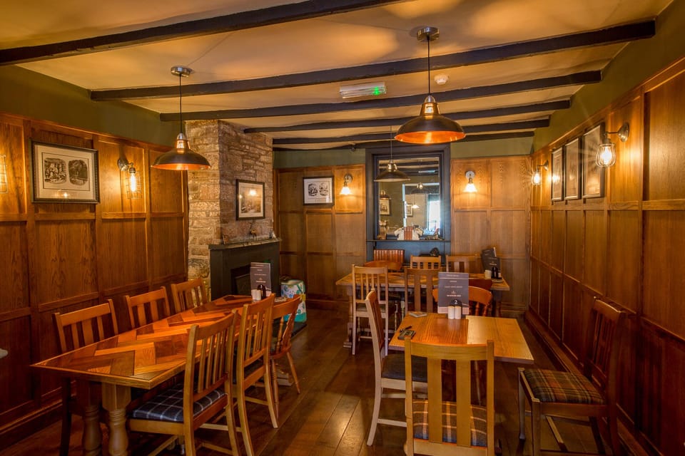 Howard Arms Hotel in Brampton