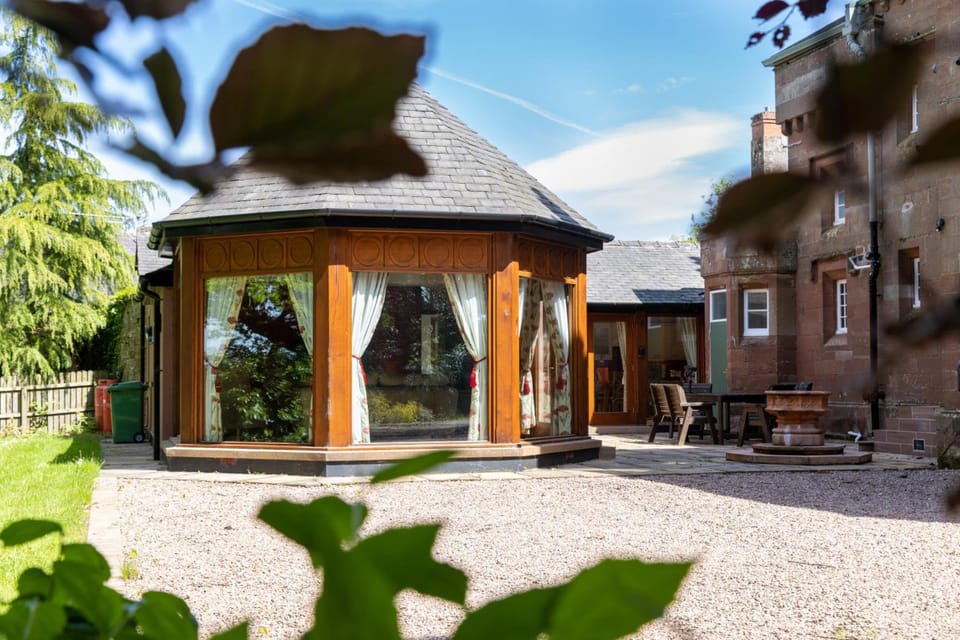 Heads Nook Hall Hotel in England