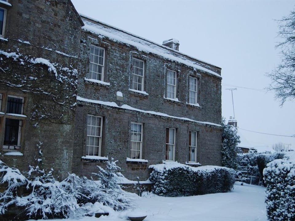 Heyford House Bed & Breakfast Hotel in West Oxfordshire District