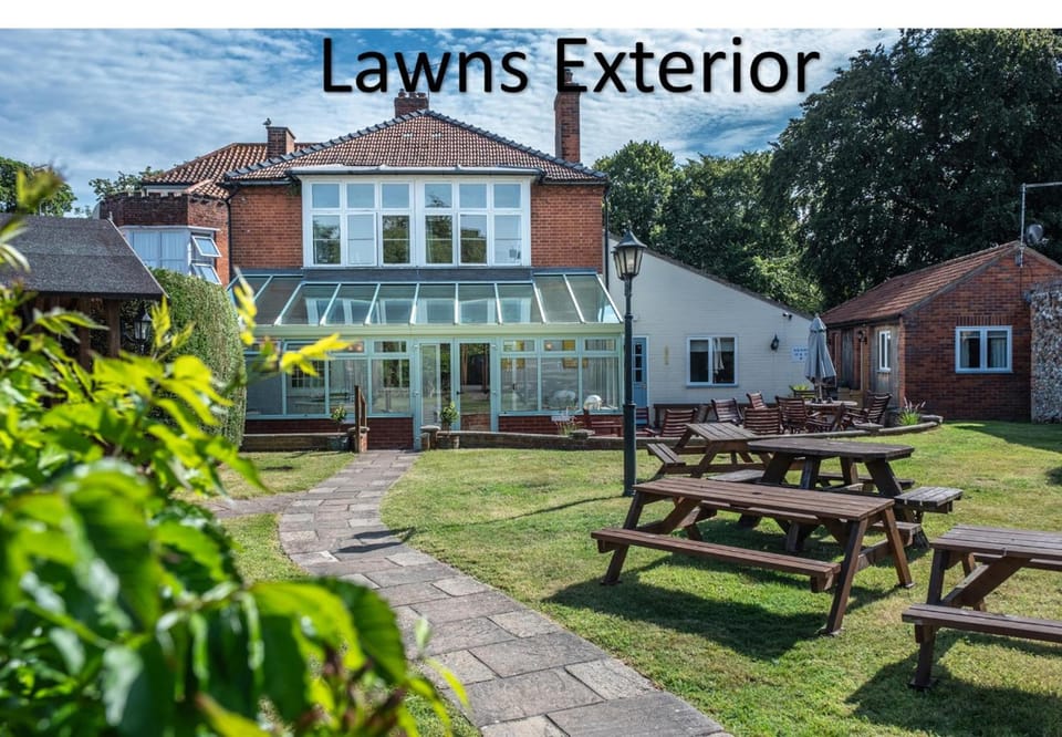 The Feathers Hotel Hotel in Holt