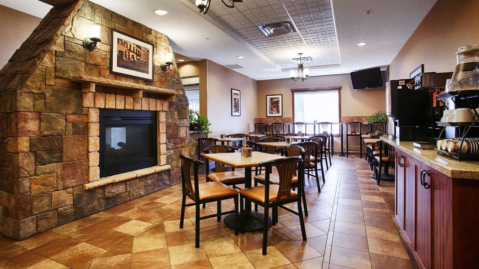 Best Western Diamond Inn Hotel in Alberta